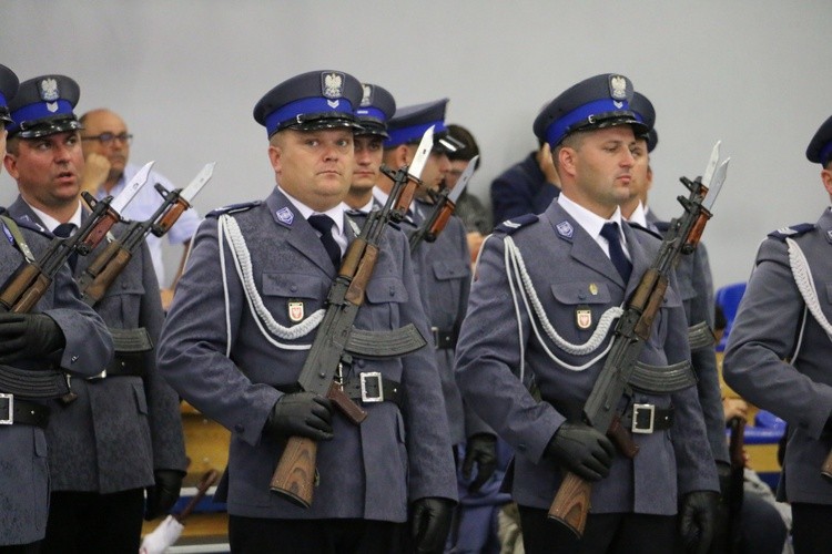 Sztandar dla policji w Przasnyszu