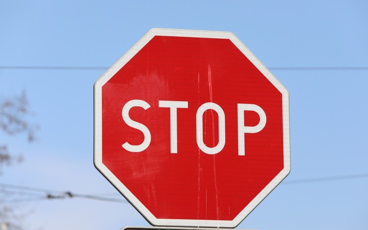 STOP!