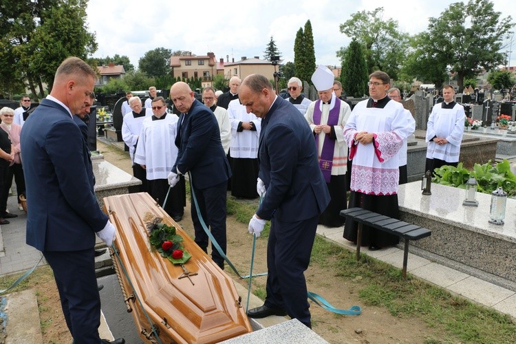 Płońsk. Pogrzeb ks. Ludwika Jasińskiego