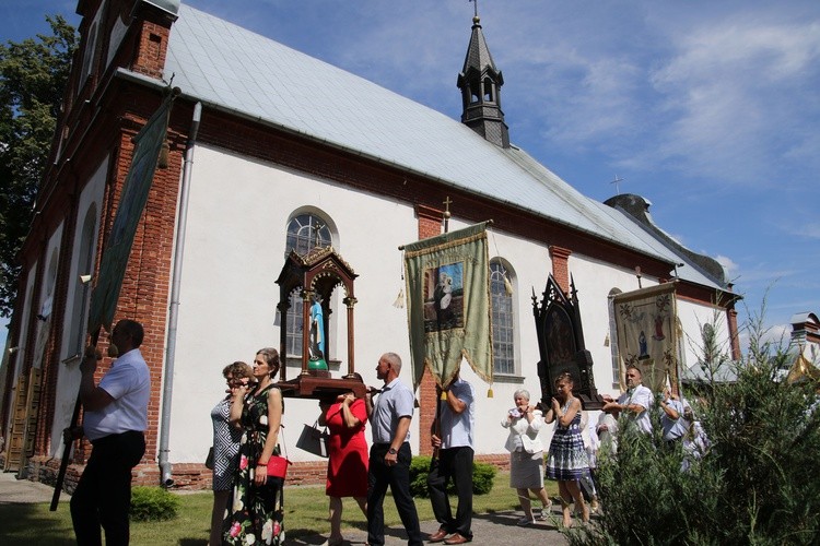 Odnowiony kościół w Lipowcu Kościelnym