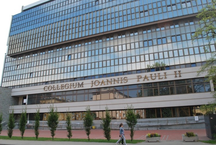 Nowy (choć już ma wiele lat) budynek KUL