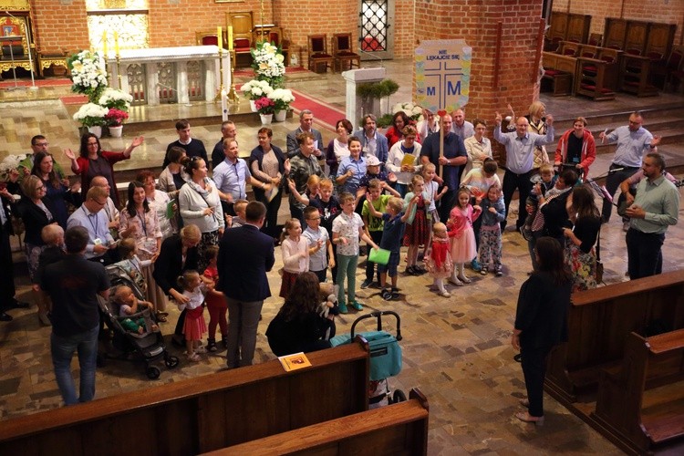 Oaza rodzin - Msza w katedrze św. Mikołaja