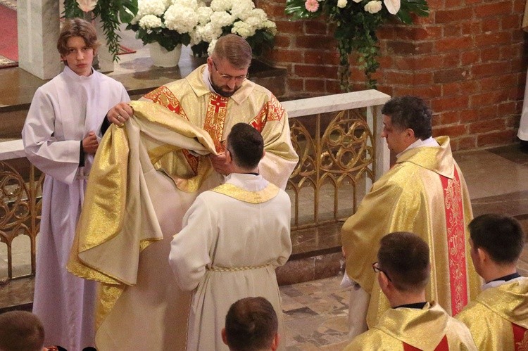 Święcenia kapłańskie cz. 2