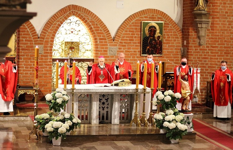 Bierzmowanie - katedra św. Mikołaja