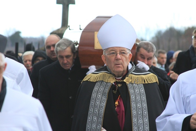 Pogrzeb ks. kan. Mieczysława Zdanowskiego