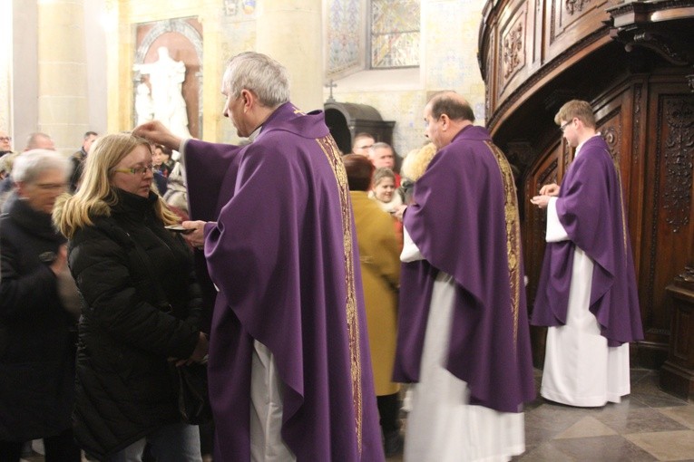 Popielec w płockiej katedrze