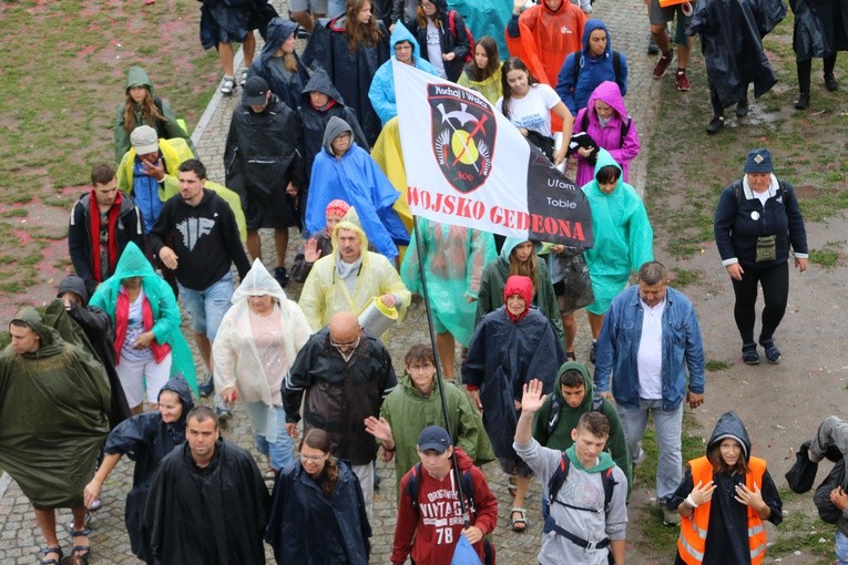Pielgrzymka 2019. Wejście na Jasną Górę - część I