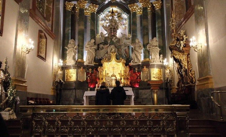 Jasna Góra - czuwanie maturzystów