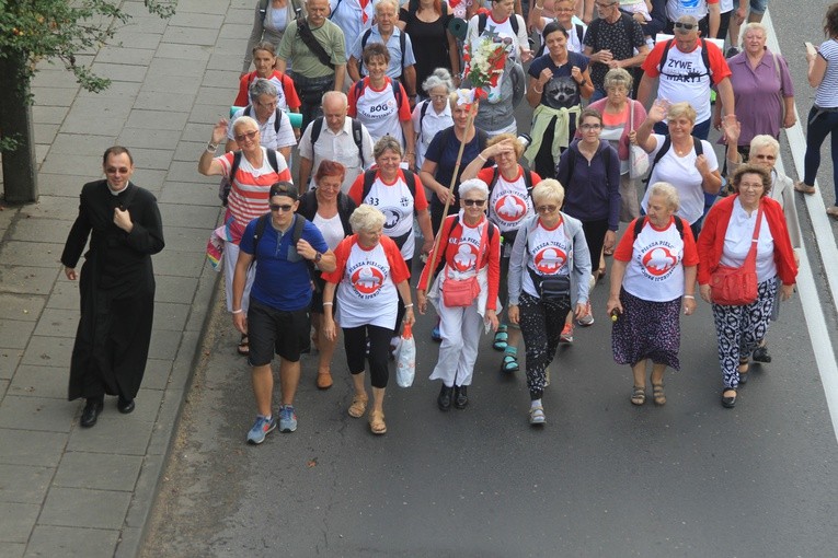 Wyjście pielgrzymki. Część 2
