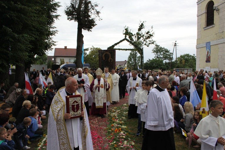 Bogate. Nawiedzenie w parafii pw. św. Jana Ewangelisty