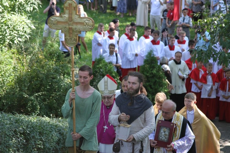Diecezjalne dziękczynienie za chrzest Polski. 1