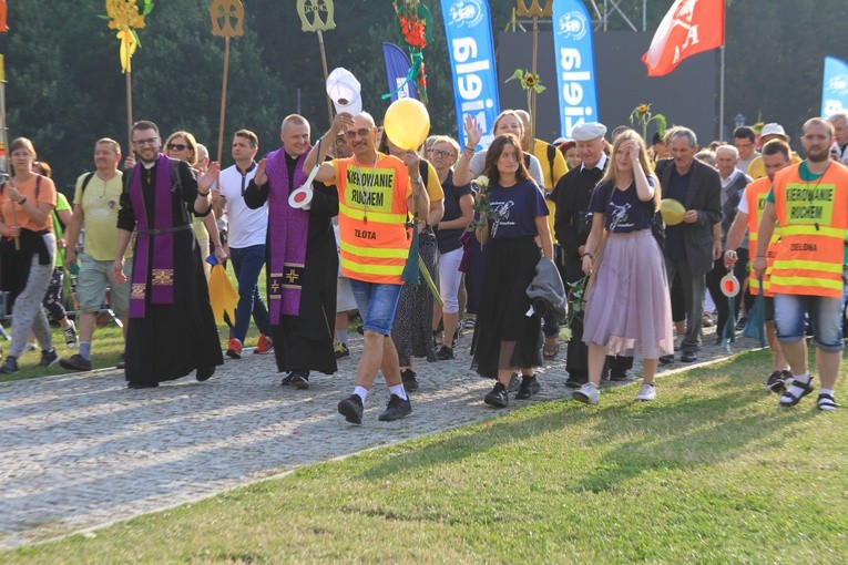 Pielgrzymka na Jasną Górę. Wejście na szczyt