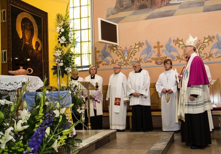 Mława. Nawiedzenie w parafii św. Stanisława BM