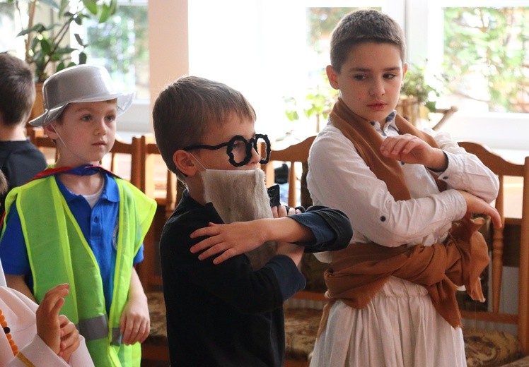 Bal Wszyskich Świętych - ZS Pijarskich w Elblągu