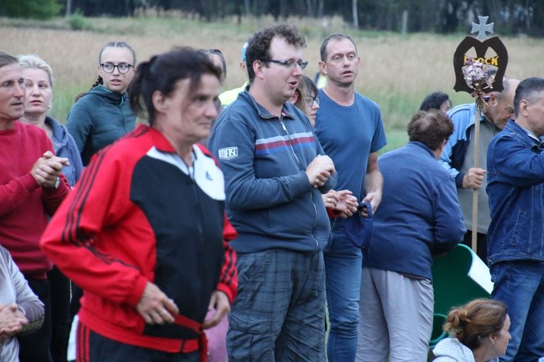 Pielgrzymka. Apel w Wierzchowisku - cz. 2