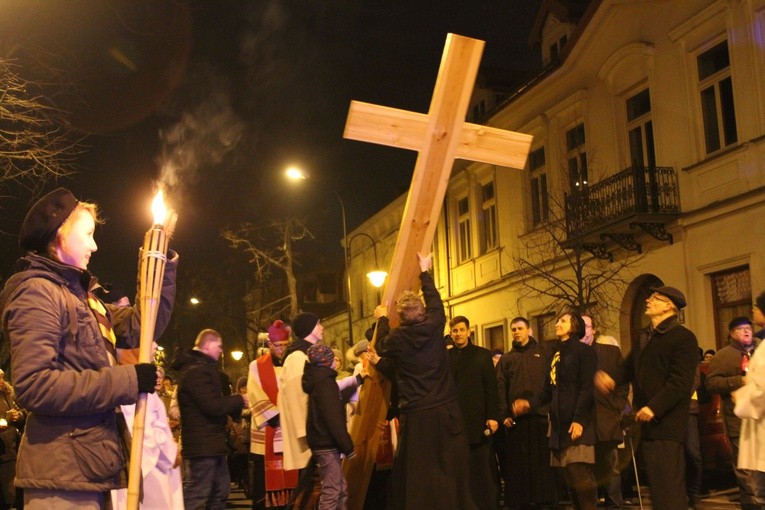 Droga Krzyżowa ulicami Płocka