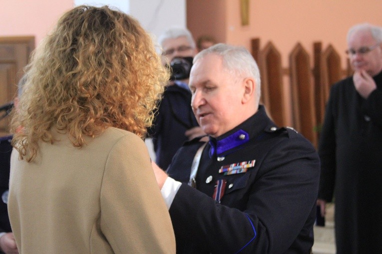 Płock. Msza św. za policjantów pomordowanych w Katyniu