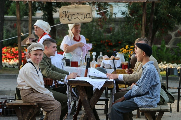 Rekonstrukcja historyczna nalotu na Mławę