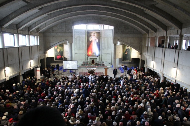 Sanktuarium Bożego Miłosierdzia w Płocku... dziś