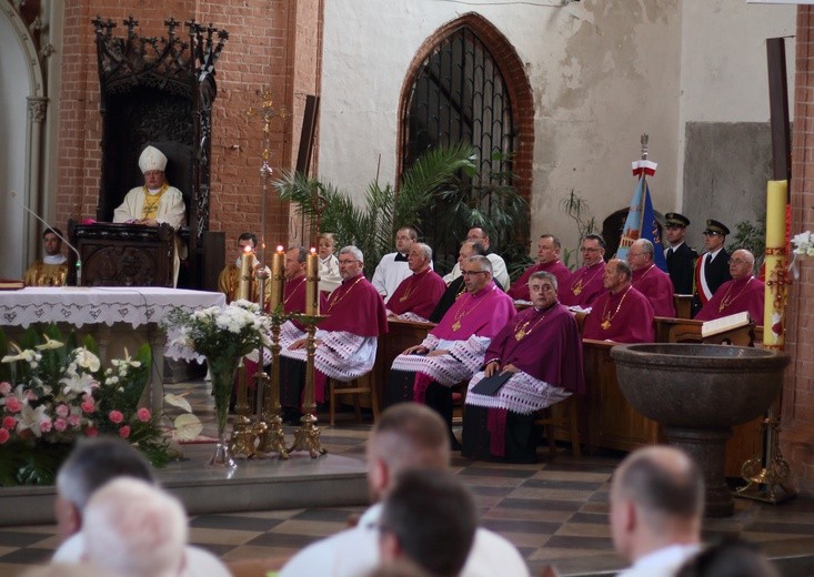 Uroczyste wprowadzenie bp. Adama Wodarczyka i Kanoników Kwidzyńskiej Kapituły Konkatedralnej