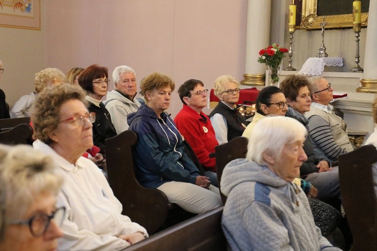 Płock. Wyjście pielgrzymki do Skępego