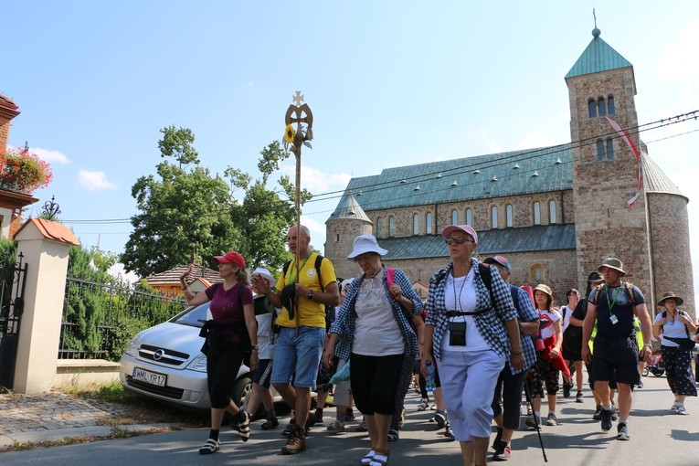Pielgrzymka 2019. Tum k. Łęczycy