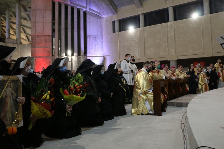 Uroczystości w sanktuarium cz. 1