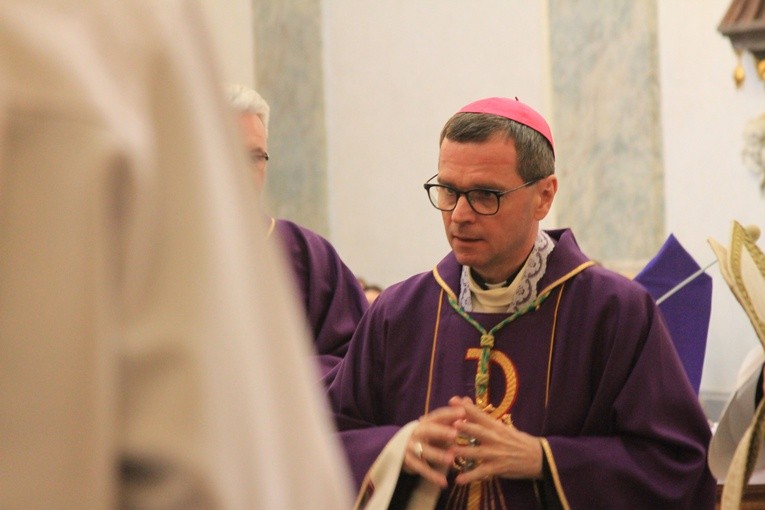 Jasna Góra. Pielgrzymka maturzystów