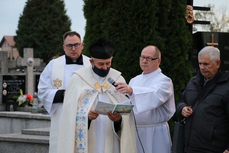 Płońsk. Pochówek dzieci zmarłych przed narodzeniem