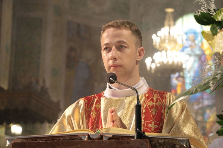 Święcenia diakonatu