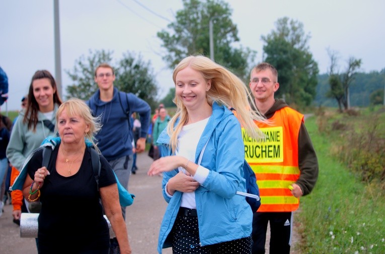 Pielgrzymka do sanktuarium w Piasecznie 