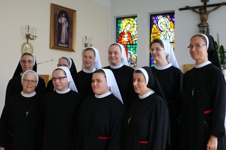 Obłóczyny u sióstr pasjonistek