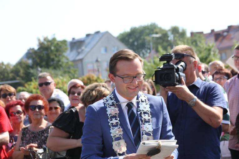 Diecezjalne dziękczynienie za chrzest Polski. 1