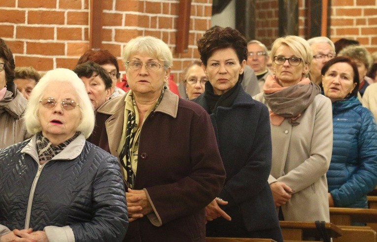 Wprowadzenie relikwii św. s. Faustyny i bł. ks. Michała Spoćki - Morąg