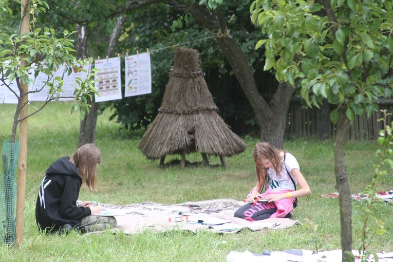 Miodobranie w Skansenie 2019