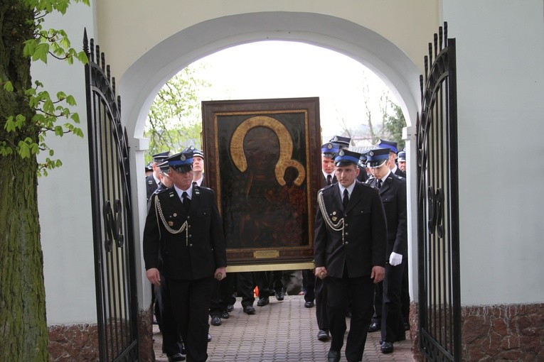 Strzygi. Nawiedzenie w parafii św. Stanisława BM