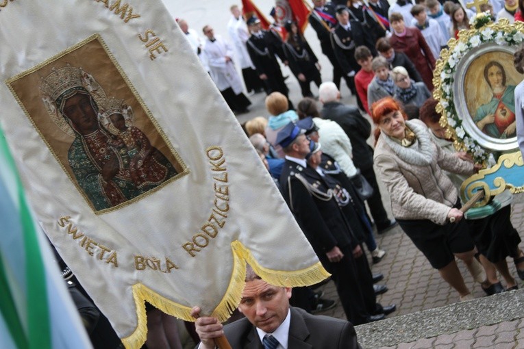 Strzygi. Nawiedzenie w parafii św. Stanisława BM