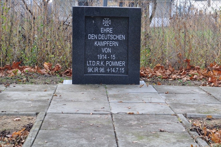 Cmentarz wojenny w Opinogórze Dolnej