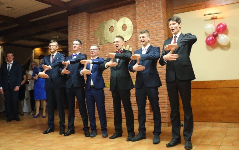 Studniówka - pijarzy Elbląg