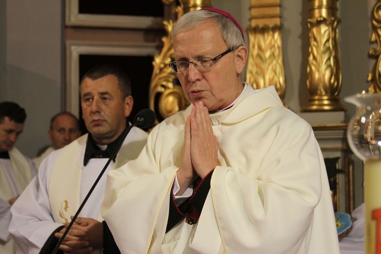 Dąbrowa. Nawiedzenie w parafii św. Stanisława BM
