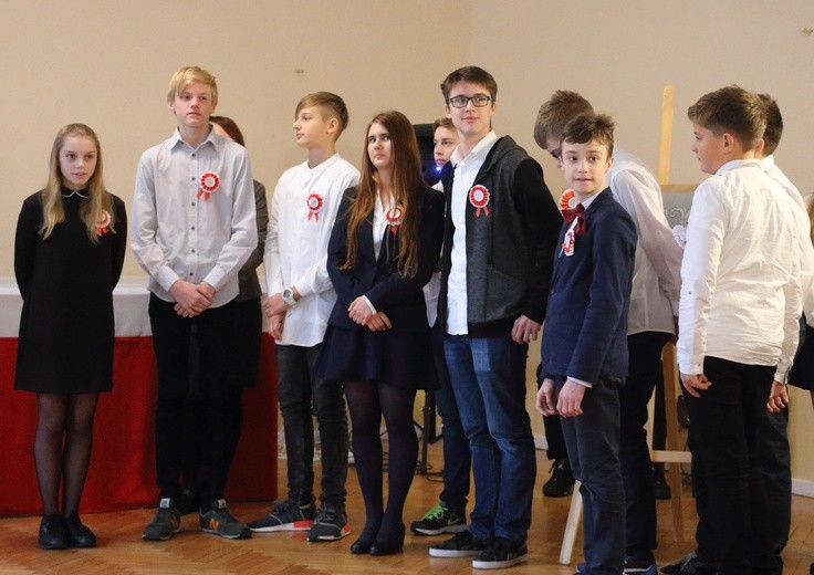 Dzień Niepodległości - Zespół Szkół Pijarskich