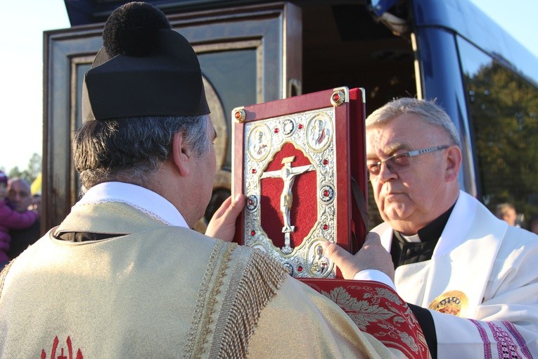 Dąbrowa. Nawiedzenie w parafii św. Stanisława BM