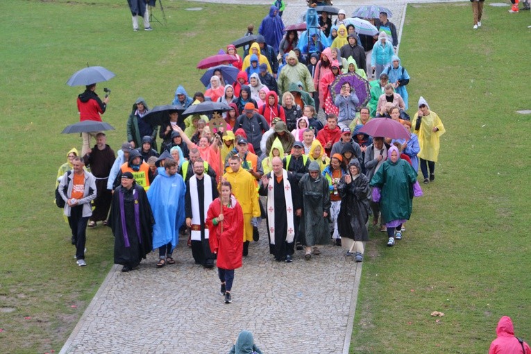 Pielgrzymka 2019. Wejście na Jasną Górę - część I