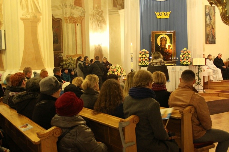 Strzegocin. Nawiedzenie w parafii Matki Bożej Szkaplerznej