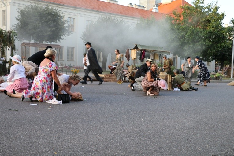 Rekonstrukcja historyczna nalotu na Mławę