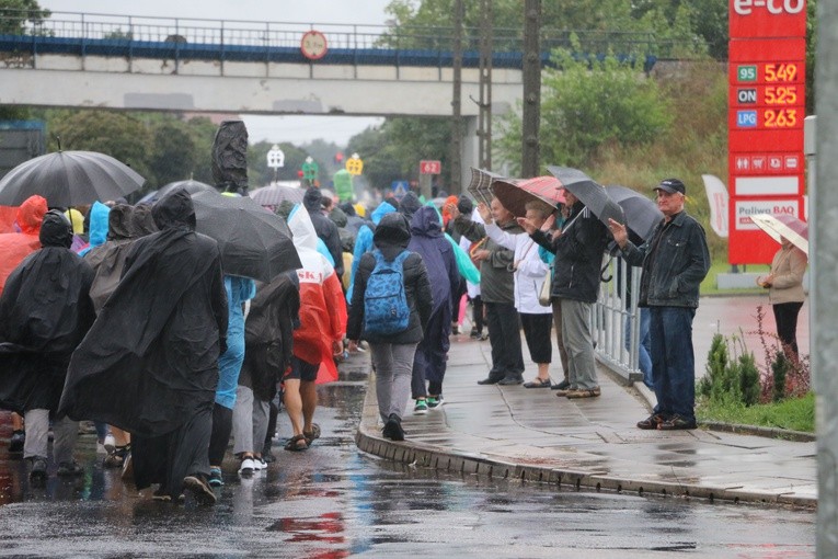 Pielgrzymka na Jasną Górę. Wyjście z Płocka cz. 2