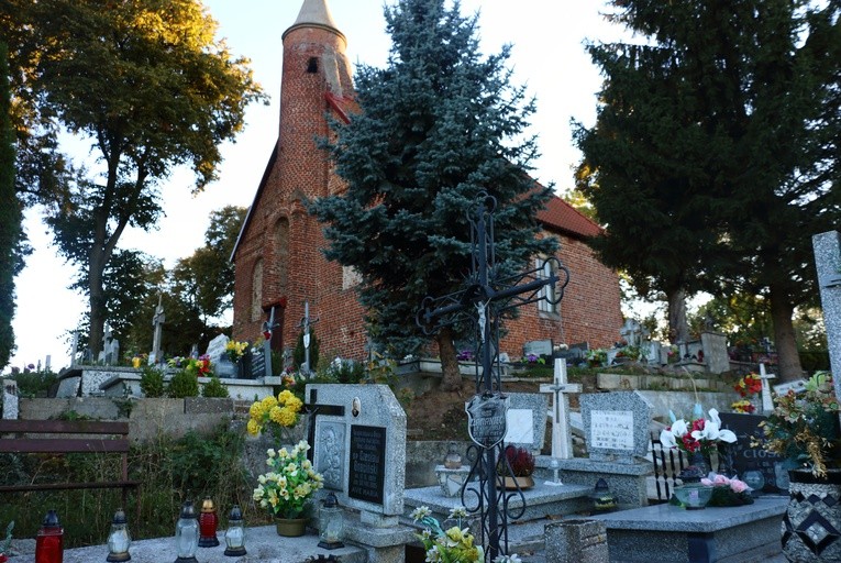 Groby na górze świętej Anny