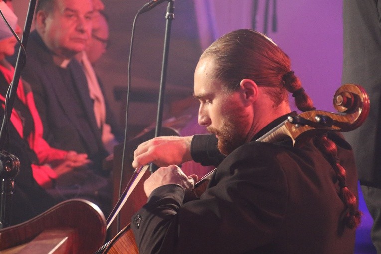 Płock. Koncert papieski