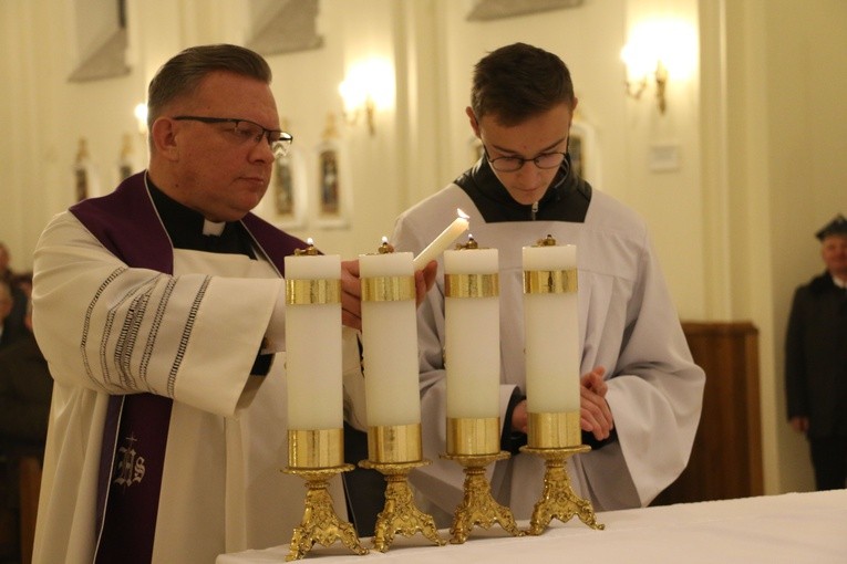 Rogotwórsk. Poświęcenie nowego ołtarza