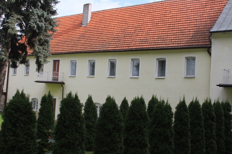 Zabytkowy kościół w Szczawinie Kościelnym